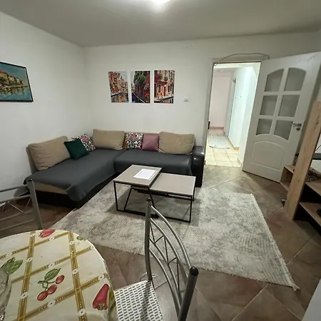 Center Apartment